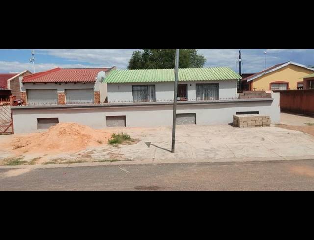 2 BEDROOM HOUSE FOR SALE IN SOSHANGUVE K